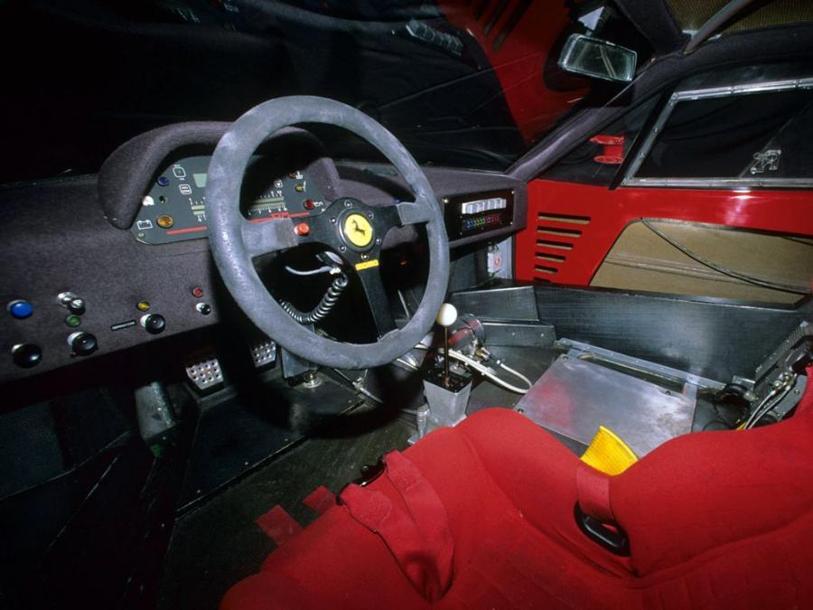  Ferrari F40 GTE by Michelotto 1995 года  (фото 6 из 12)